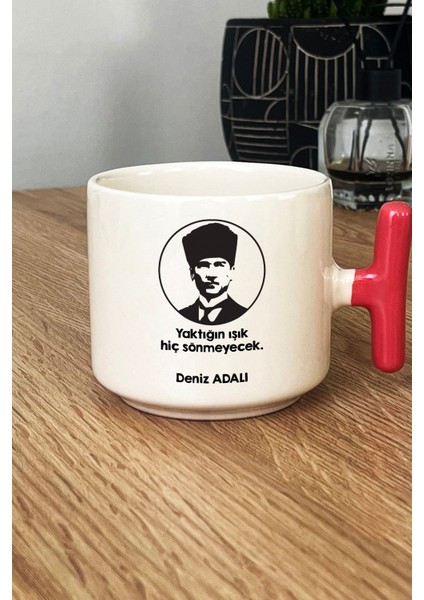 Kişiye Özel Atatürk Silüeti Kupa Bardak T Kulplu Pembe Öğretmenler Günü Hediyesi