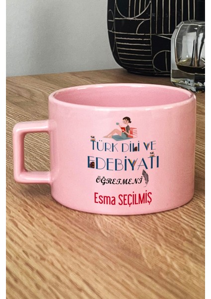 Kişiye Özel Kadın Türk Dili ve Edebiyatı Öğretmeni Pastel Fincan Pembe Öğretmenler Günü Hediyesi