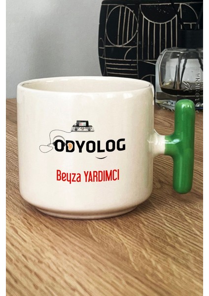 Kişiye Özel Odyolog Kupa Bardak T Kulplu Yeşil Tıp Bayramı Hediyeleri