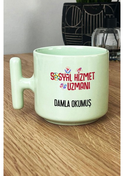 Kişiye Özel Sosyal Hizmet Uzmanı Pastel T Kulplu Kupa Bardak Yeşil