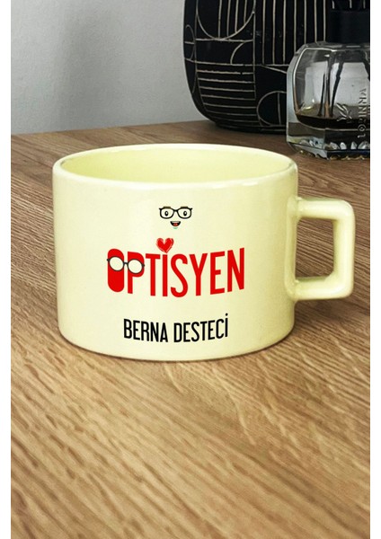 Kişiye Özel Optisyen Pastel Fincan Sarı Isme Özel Tıp Bayramı Hediyeleri fiyatları