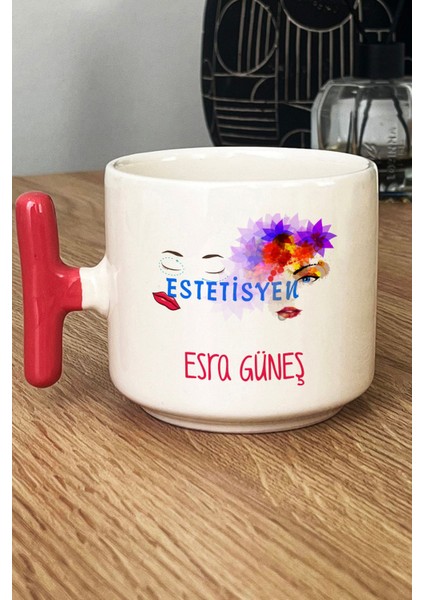 Kişiye Özel Estesiyen Kupa Bardak T Kulplu Pembe Isme Özel Tıp Bayramı Hediyeleri