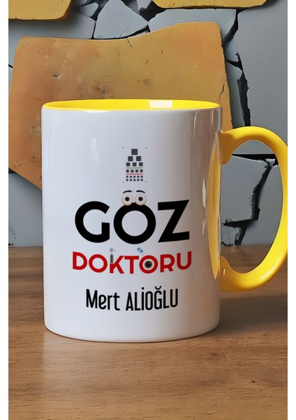 Kişiye Özel Göz Doktoru Kupa Bardak Sarı Isme Özel Tıp Bayramı Hediyeleri