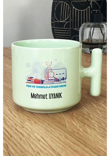 Kişiye Özel Fen ve Teknoloji Öğretmeni Pastel T Kulplu Kupa Bardak Yeşil Öğretmenler Günü Hediyesi fiyatları