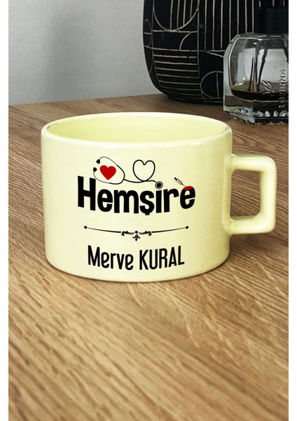 Kişiye Özel Hemşire Pastel Fincan Sarı Isme Özel Tıp Bayramı Hediyesi fiyatları
