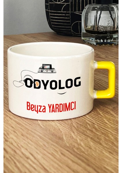 Kişiye Özel Odyolog Lüks Fincan Sarı Tıp Bayramı Hediyeleri