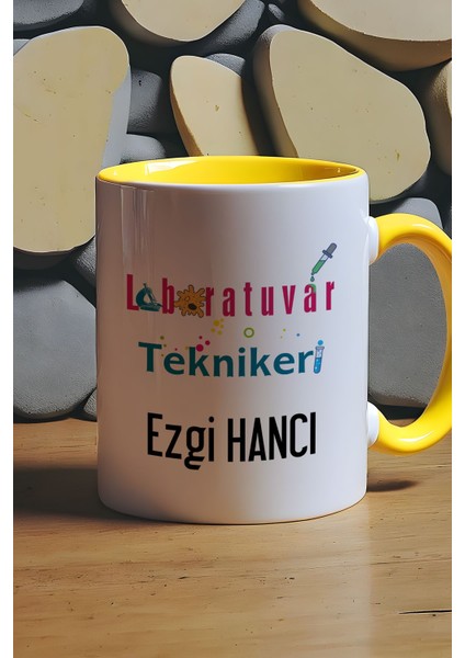 Kişiye Özel Laboratuvar Teknikeri Kupa Bardak Sarı Tıp Bayramı Hediyeleri