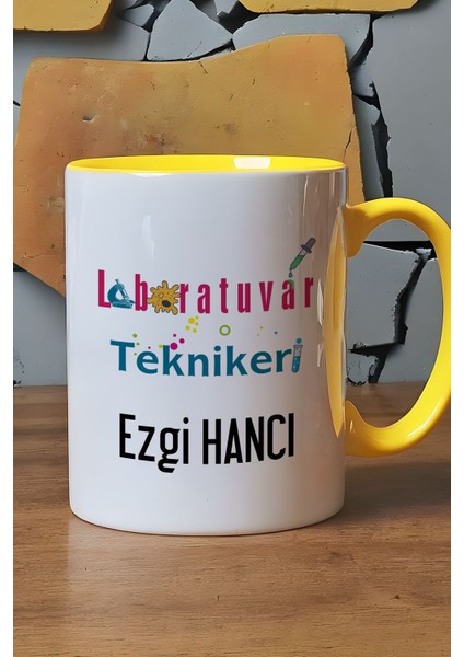 Kişiye Özel Laboratuvar Teknikeri Kupa Bardak Sarı Tıp Bayramı Hediyeleri