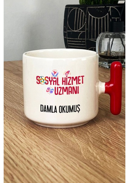 Kişiye Özel Sosyal Hizmet Uzmanı Kupa Bardak T Kulplu Kırmızı