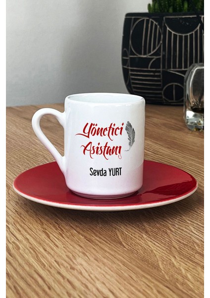 Kişiye Özel Yönetici Asistanı Türk Kahvesi Fincanı Kırmızı