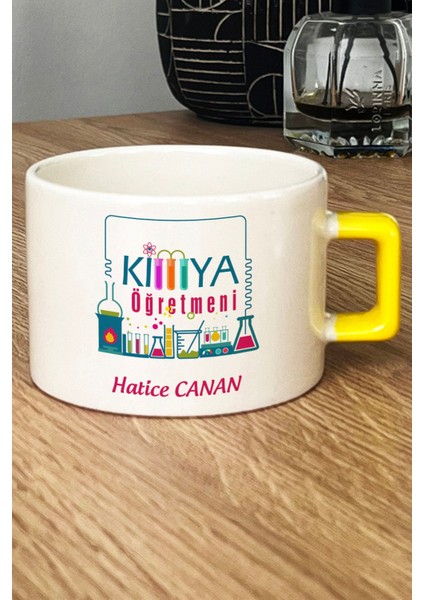 Kişiye Özel Kimya Öğretmeni -2- Lüks Fincan Sarı Öğretmenler Günü Hediyesi