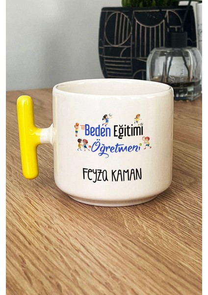 Kişiye Özel Beden Eğitimi Öğretmeni Kupa Bardak T Kulplu Sarı Öğretmenler Günü Hediyesi
