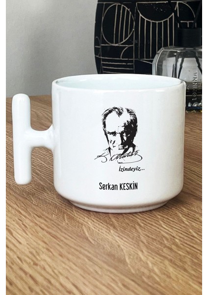 Kişiye Özel Atatürk Silüeti Kupa Bardak T Kulplu Beyaz Öğretmenler Günü Hediyesi