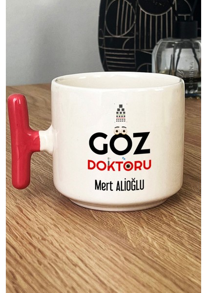 Kişiye Özel Göz Doktoru Kupa Bardak T Kulplu Pembe Isme Özel Tıp Bayramı Hediyeleri