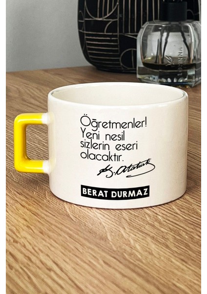 Kişiye Özel Öğretmenler Günü Hediyesi Lüks Fincan Sarı Atatürk Sözlü