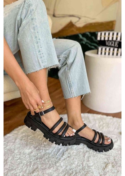 Sinot Kadın Yumuşak Pedli Sandalet Siyah