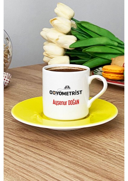 Kişiye Özel Odyometrist Türk Kahvesi Fincanı Sarı Isme Özel Tıp Bayramı Hediyeleri