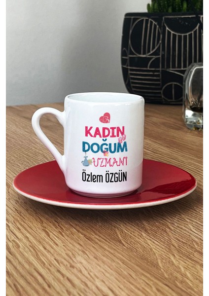 Kişiye Özel Kadın Doğum Uzmanı Türk Kahvesi Fincanı Kırmızı Tıp Bayramı Hediyeleri