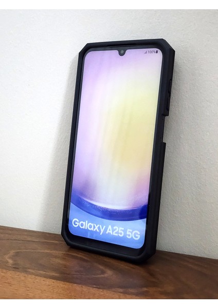 Samsung Galaxy A25 Uyumlu Standlı Siyah Tank Kılıf