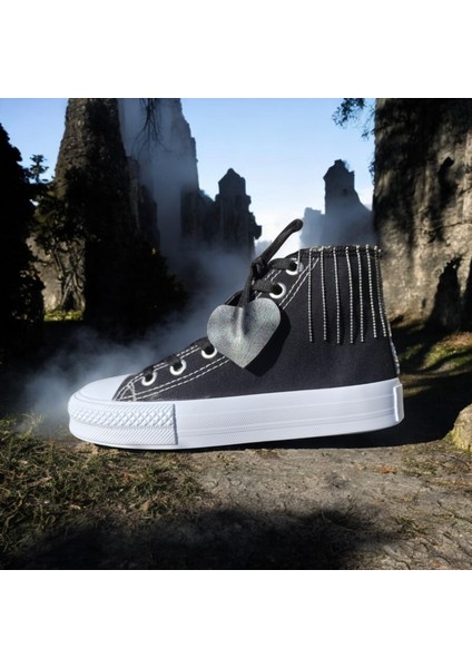 Zincir Işleme Detay Metal Görünümlü Genç Keten Sneaker