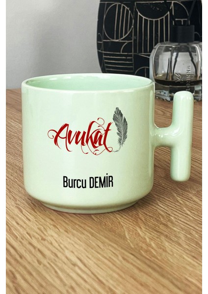 Kişiye Özel Avukat Pastel T Kulplu Kupa Bardak Yeşil Avukatlar Günü Hediyesi