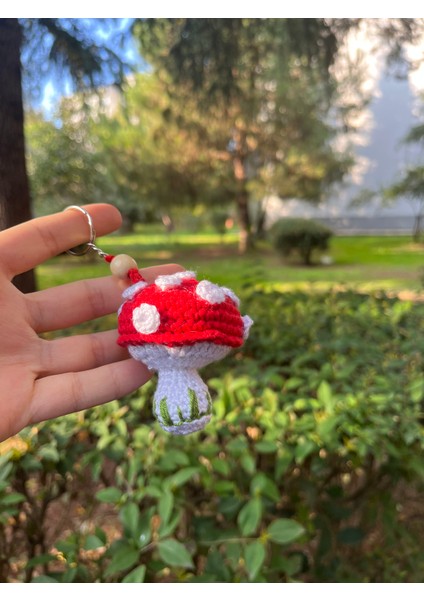 Sevimli Mantar Amigurumi El Örgüsü Anahtarlık ve Çanta Aksesuarı