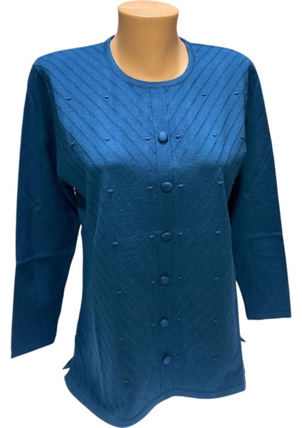 Yuvarlak Yaka Düğme Detaylı Kışlık Anne Kazak fiyatları