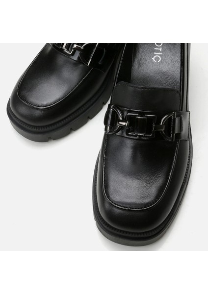 01ayh294720a100 Deri Siyah Kadın Loafer