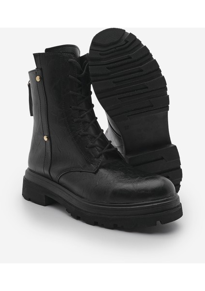 Kadın Arkadan Fermuarlı Zımba Detaylı Kalın Taban Postal Bot Likesta Siyah