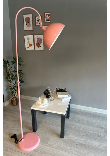 Pembe Lambader Hareketli Başlık Modern Dekoratif Metal Oturma Odası Çalışma Odası Zemin Lambası modelleri