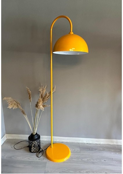 Sarı Lambader Modern Dekoratif Metal Oturma Odası Çalışma Odası Zemin Lambası