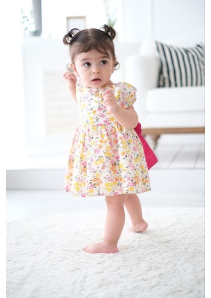 Çiçekli Arkası Kurdeleli Kız Bebek Elbise