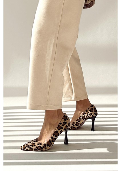 Nelson Leopar Stiletto