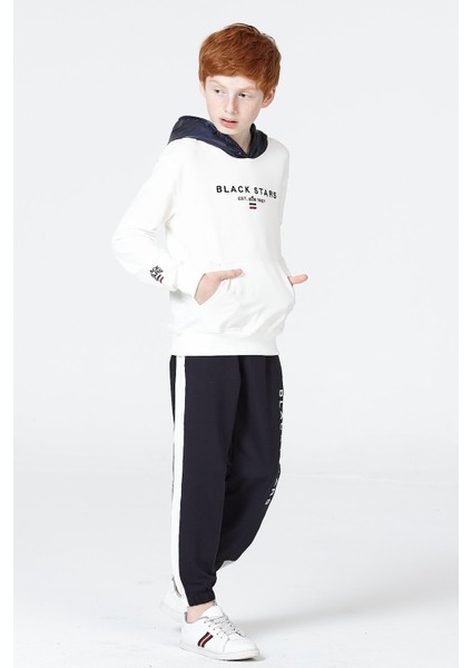 Kapüşonlu Uzun Kollu Erkek Çocuk Eşofman Takımı modelleri