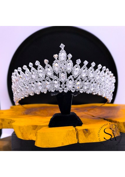 Kristal Taşlı Şık ve Zarif Gelin Tacı ve Saç Aksesuarı fiyatları