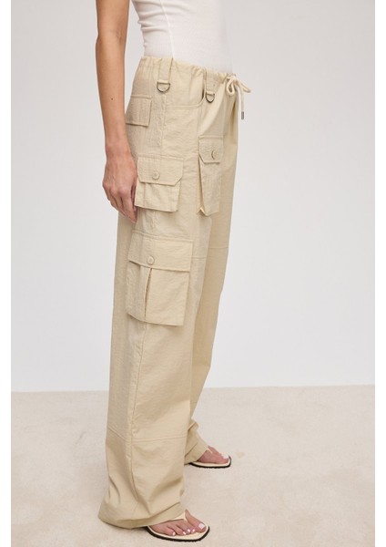 Kargo paraşüt pantolon fırsatları