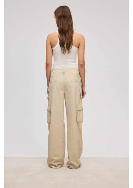 Kargo paraşüt pantolon indirimleri