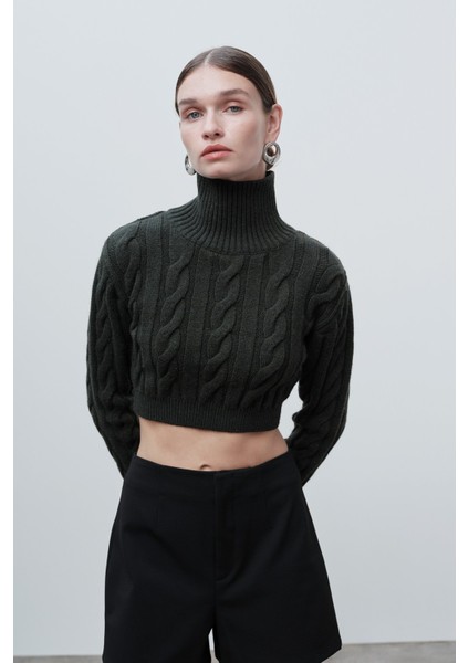 Boğazlı örgü crop kazak fırsatları