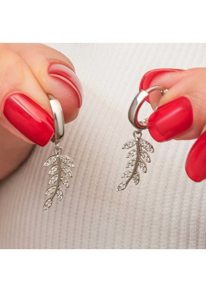 Gümüş Sallantılı Başak Kadın Küpe