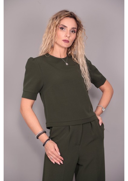 Kayık Yaka Kısa Kol Bluz-Haki fiyatları