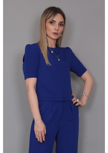 Kayık Yaka Kısa Kol Bluz-Saks fiyatları