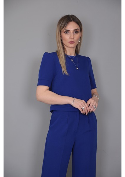 Kayık Yaka Kısa Kol Bluz-Saks indirimleri