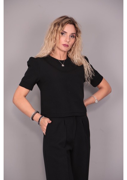 Kayık Yaka Kısa Kol Bluz-Siyah indirimleri