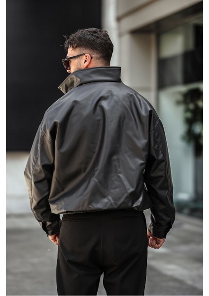 Oversize Rahat Kesim Siyah Deri Ceket