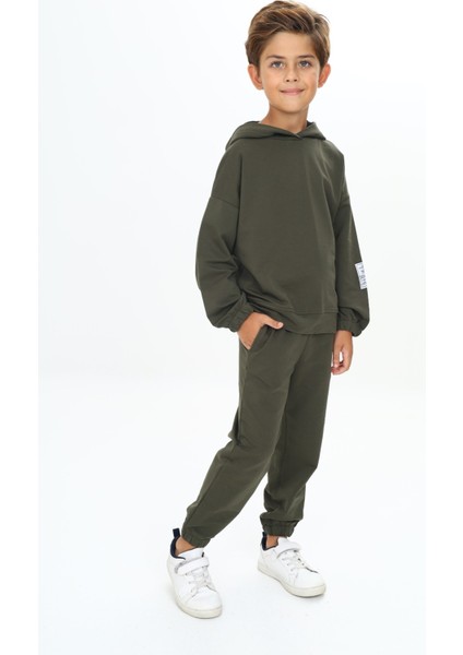 Erkek Çocuk Arma Detaylı Eşofman Takımı fiyatları