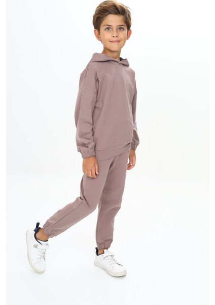 Erkek Çocuk Arma Detaylı Eşofman Takımı modelleri