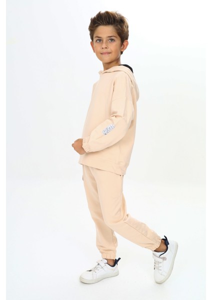 Erkek Çocuk Arma Detaylı Eşofman Takımı fiyatları