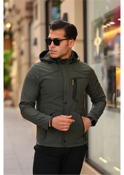 Erkek Mavi Kapüşonlu Softshell Su ve Rüzgar Geçirmez Içi Kürklü Mont