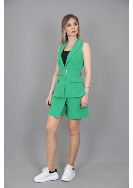 Kemerli Klasik Yelek & Ön Kapklı Etek Şort-Yeşil fiyatları