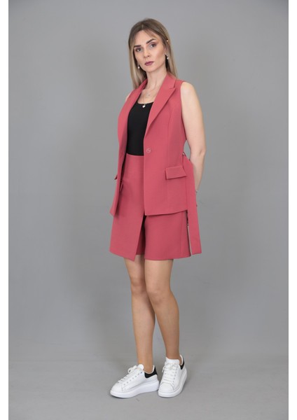 Kemerli Klasik Yelek & Ön Kapklı Etek Şort-Kiremit indirimleri